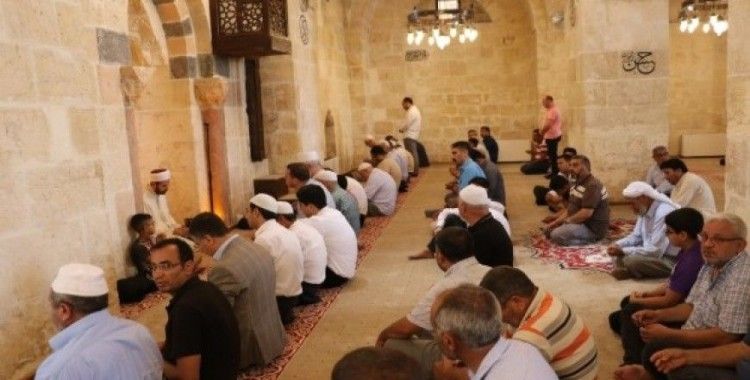 Şanlıurfa’da tarihi Pazar Camisi ibadete açıldı