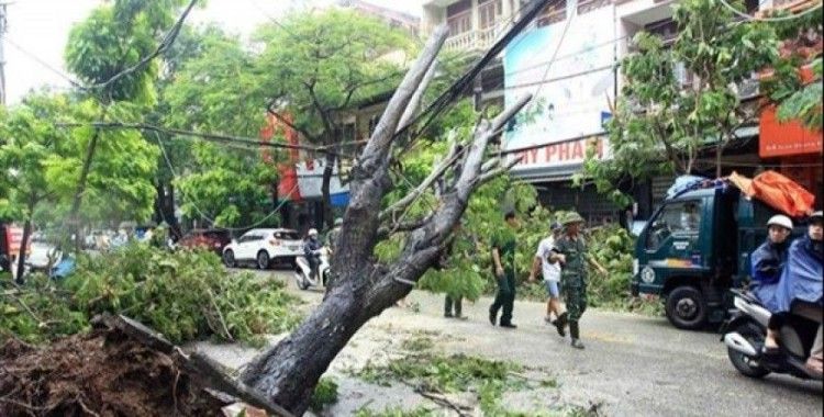Wipha tayfunu Vietnam'ı vurdu: 5 ölü