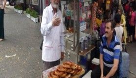 İhtiyaç sahiplerine ve şehit yakınlarına ücretsiz simit