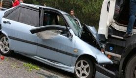 Bolu'da, tırla çarpışan otomobildeki 1’i çocuk 6 kişi yaralandı