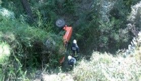 Manavgat'ta traktör uçuruma devrildi: 1 ölü, 1 yaralı