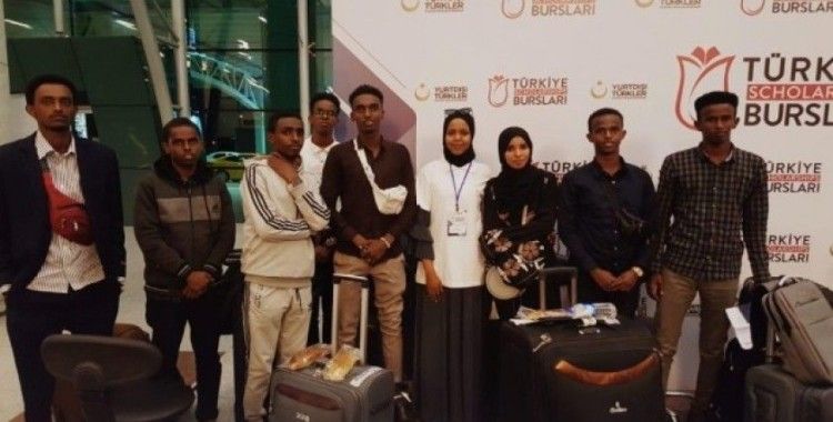 Dünyanın dört bir yanından binlerce uluslararası öğrenci eğitim için Türkiye’ye geliyor