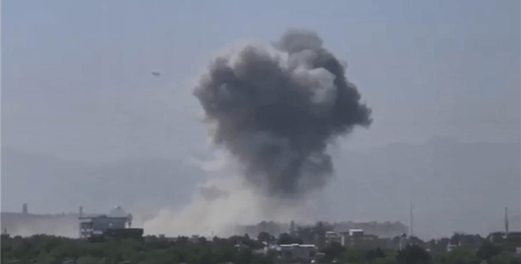Somali’de ABD hava üssü ve AB askeri konvoyuna bombalı saldırı