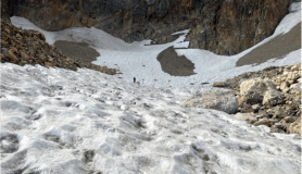 2015 yılında uydu üzerinden keşfedilen Munzur’daki buzul yerinde görüntülendi