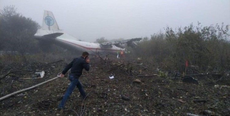 Ukrayna’daki uçak kazasında 5 kişi öldü