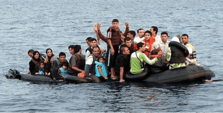Ayvalık’ta 35 düzensiz göçmen yakalandı