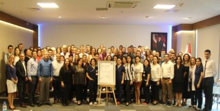 Medical Park İzmir Hastanesinde 3’üncü kez belge gururu