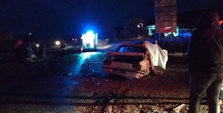Bursa’da feci kaza: 2 ölü, 2 yaralı
