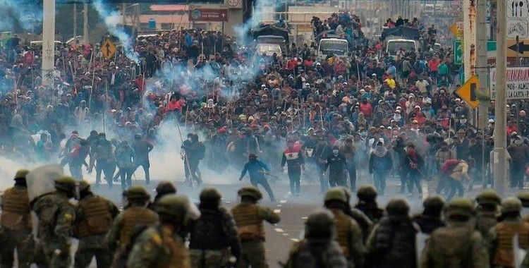 Ekvator’da protestolar devam ediyor: Hükümet başkentten taşındı, 570 kişi gözaltında