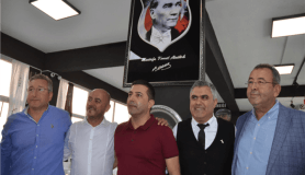 Kuşadası Beşiktaşlılar Derneği’nin açılışını, Galasataraylı Başkan yaptı