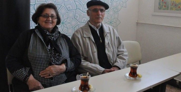 Sırbistanlı Boşnak çift 70'li yaşlarında Türkçe öğreniyor