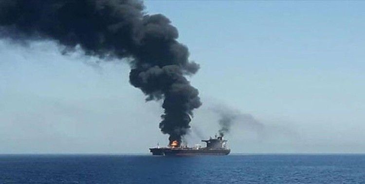 İran’a ait petrol gemisinde patlama
