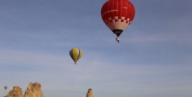 Yerli üretim sıcak hava balonu Kapadokya semalarında