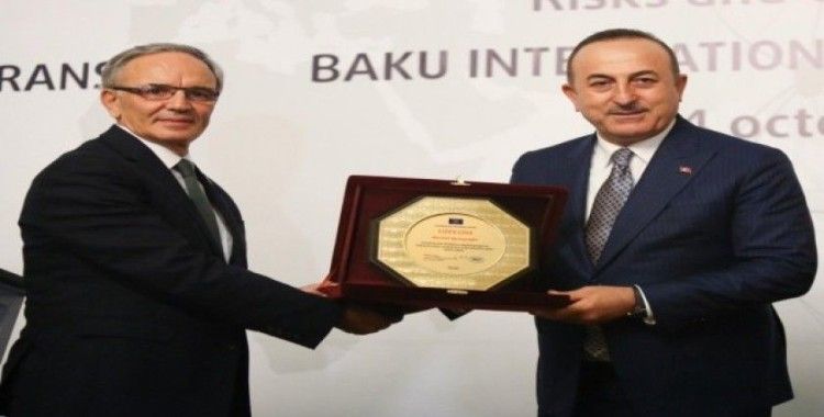 Dışişleri Bakanı Çavuşoğlu: ”Haklı olduğumuz davamızı en iyi şekilde anlatmak için birleşmemiz lazım”