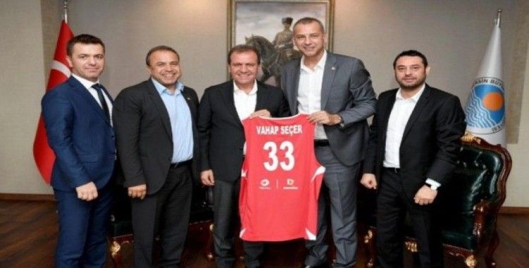 Mersin, Türkiye-Litvanya basketbol maçına hazırlanıyor