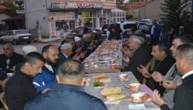 Gelendost Kaymakamlığı’ndan sabah namazı sonrası çorba ikramı