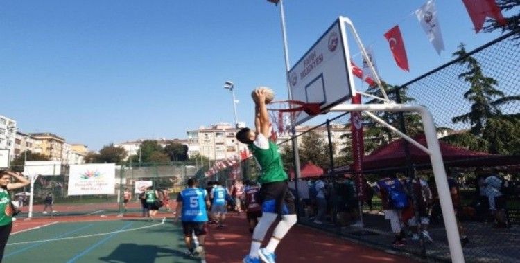 Fatih’te 3x3 Sokak Basketbolu Turnuvası başladı