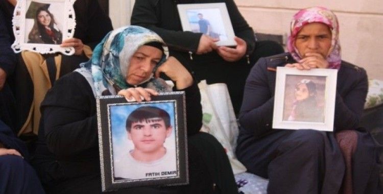 HDP önündeki ailelerin evlat nöbeti 48’inci gününde