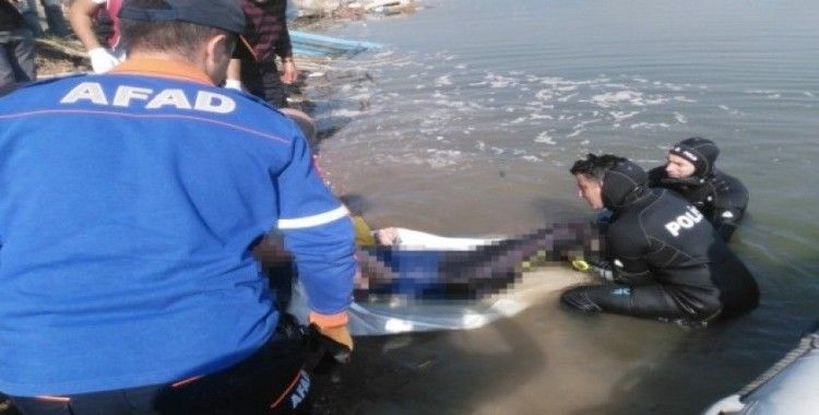 Sakarya Nehri’ne düşerek kaybolan adamın cansız bedenine ulaşıldı