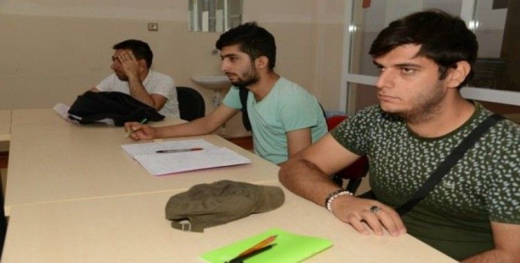 Diyarbakır’da EKPSS kursu başladı