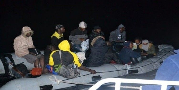 Kuşadası’nda 15 düzensiz göçmen yakalandı