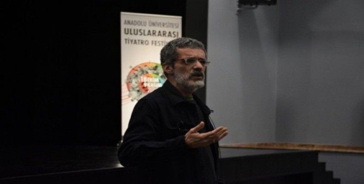 Festival söyleşileri "Türk Tiyatrosunda Estetik ve İdeoloji" ile devam etti