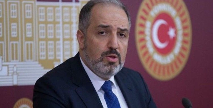 AK Parti'den istifa eden Yeneroğlu'dan Mahir Ünal'ın sert eleştirisine yanıt