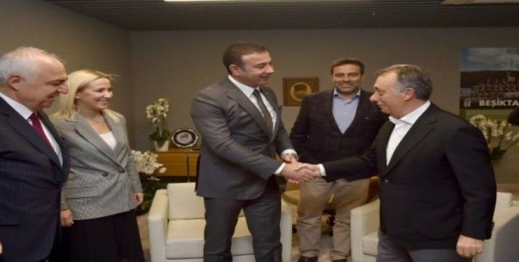 Başkan Akpolat’tan, Ahmet Nur Çebi’ye hayırlı olsun ziyareti