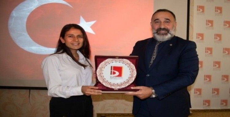 “Cumhuriyete Giden Uzun Yol ve Atatürk” konferansı
