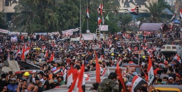 Irak'ta hükümet karşıtı gösteriler sürüyor