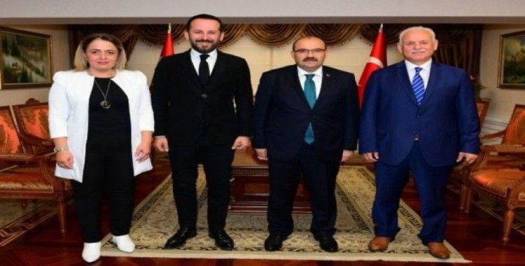 Medical Park Karadeniz Hastanesi yöneticilerinden Trabzon Valisi Ustaoğlu’na ziyaret