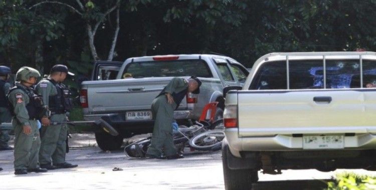 Tayland'da kontrol noktasına saldırı: 15 ölü
