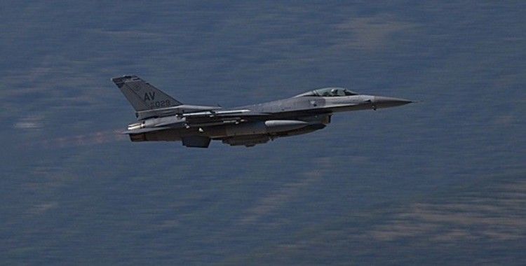 ABD F-16'sı yanlışlıkla bomba bıraktı