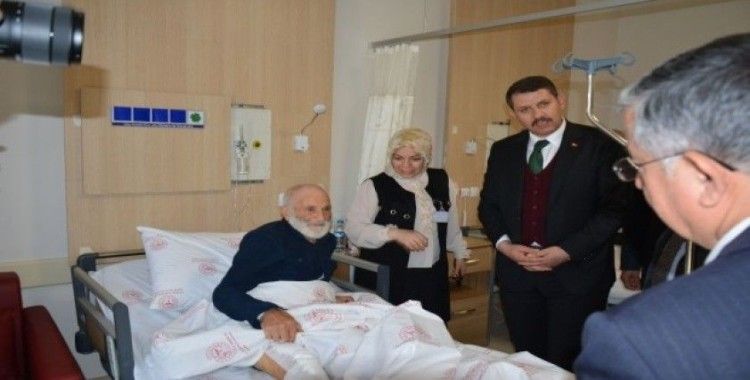 Suşehri’nde 75 yataklı devlet hastanesi hizmete açıldı