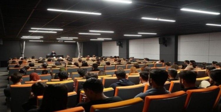 Terör uzmanı Ağar, Kapadokya Üniversitesi’nde seminer düzenledi