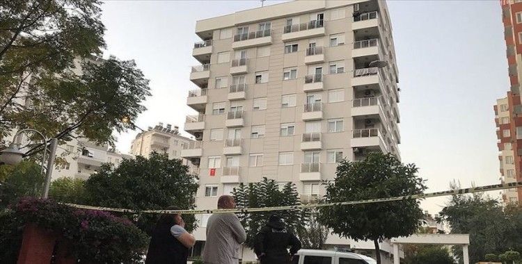 4 kişinin öldüğü dairede özel ekip incelemelerine başladı
