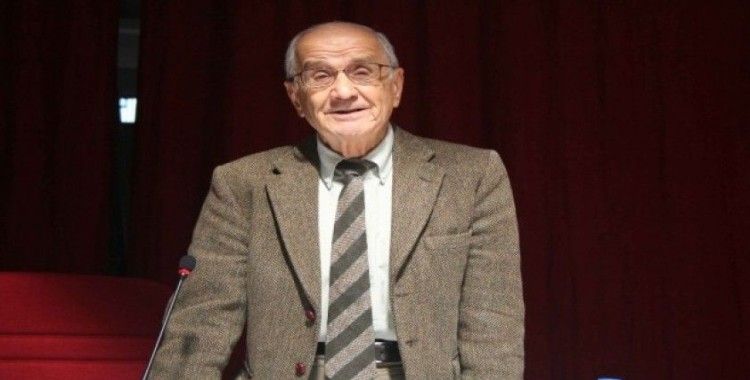 Prof. Dr. Mümtaz Soysal vefat etti