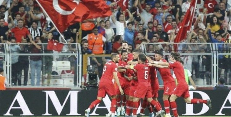 Türkiye-İzlanda maçını İngiliz hakem Anthony Taylor yönetecek