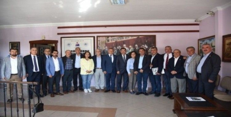 CHP Genel Başkan Yardımcısı Yıldırım Kaya’dan Başkan Tokat’a Ziyaret
