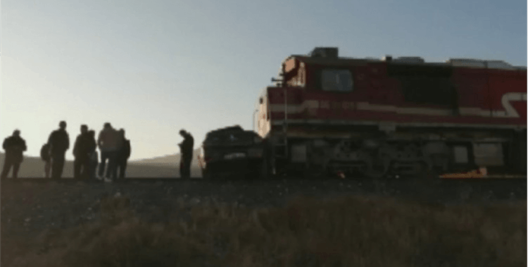 Elazığ'da tren kazası: 2'si ağır 3 yaralı