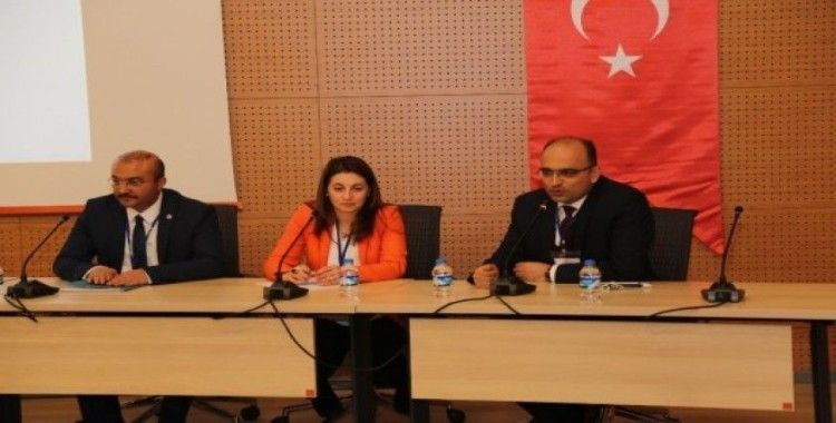 Erzurum’da halk sağlığı laboratuvar hedefleri anlatıldı