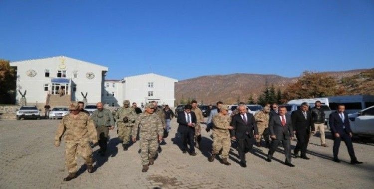 Bakan Yardımcısı Ersoy ile Jandarma Genel Komutanı Çetin Tunceli'de