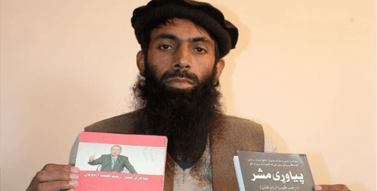 Afgan yazar Erdoğan hakkında kitap yazınca ilinde meşhur oldu