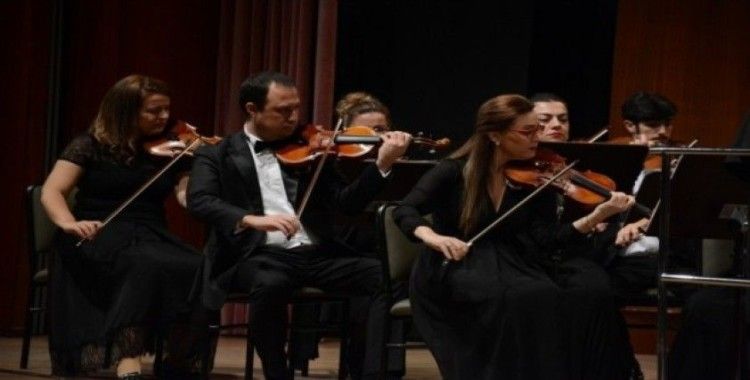 Anadolu Üniversitesi Senfoni Orkestrasından unutulmaz konser