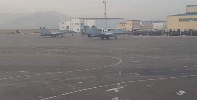 Rusya, Moğolistan'a sattığı uçakları teslim etti