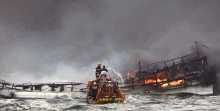 Güney Kore açıklarında balıkçı teknesi yandı: 1 ölü, 11 kayıp