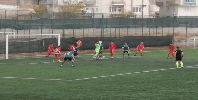 Yeşilyurt Belediyespor sahasında 4-2’lik skorla kazandı