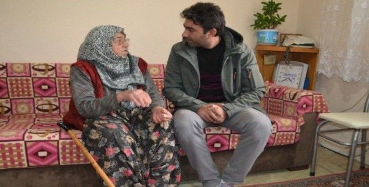 89 yaşındaki yaşlı kadının emekli maaşını çaldılar