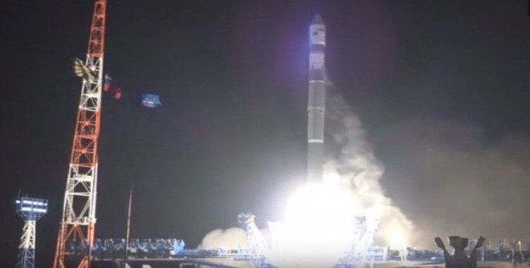 Rus askeri uydusu yörüngeye yerleşti