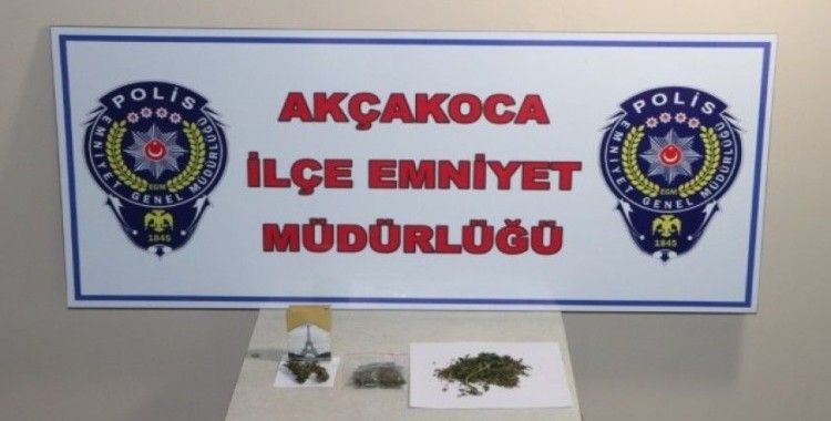 Polisten Akçakoca’da uyuşturucu operasyonu